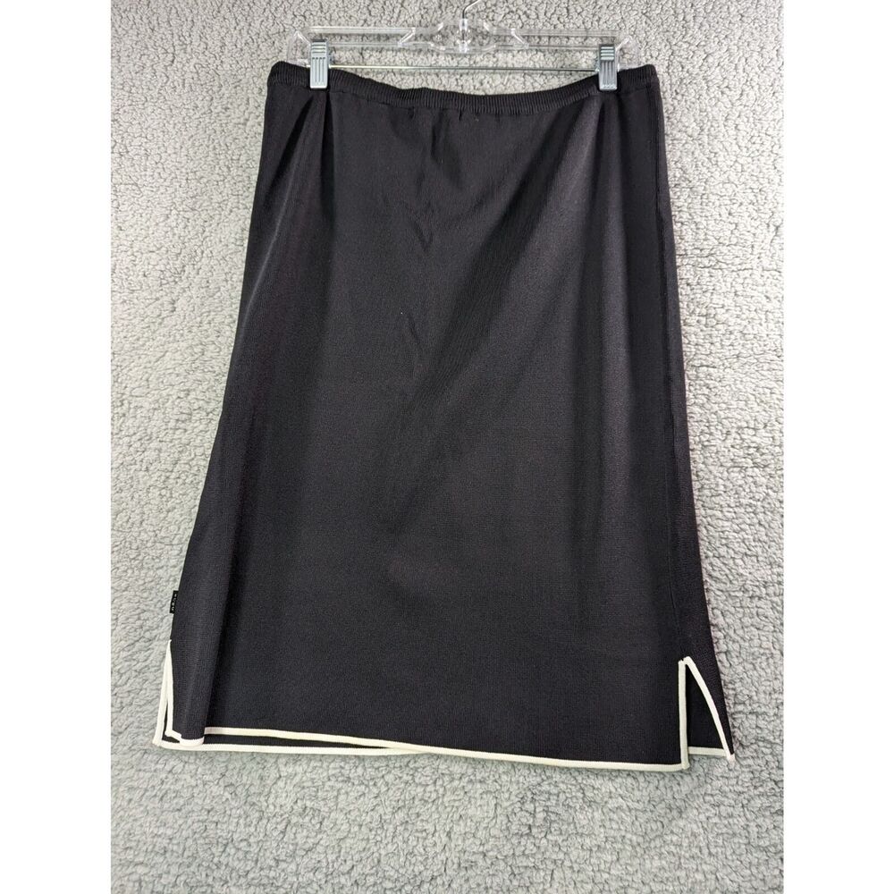 BCBGMaxAzria Mini Skirt Womens Size Large Black White Trim Knit